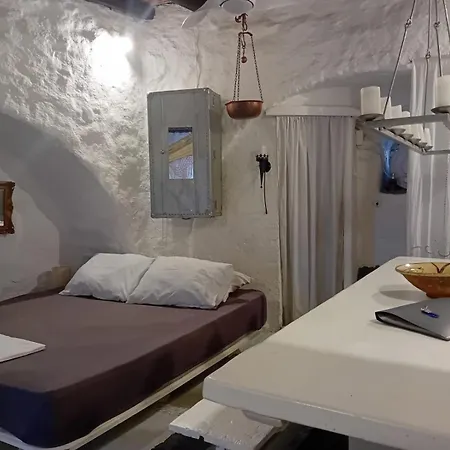 Romantica Daire Páros